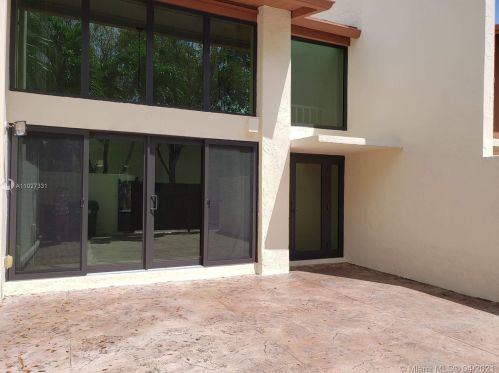 7805 103rd Pl, Miami, FL 33173-2928