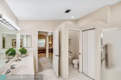 13834 Via Nadina, Delray Beach FL  33446-3716 exterior