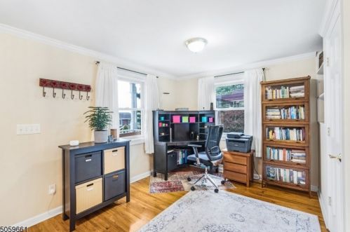 41 Essex Ave, Bernardsville NJ  07924-2235 exterior