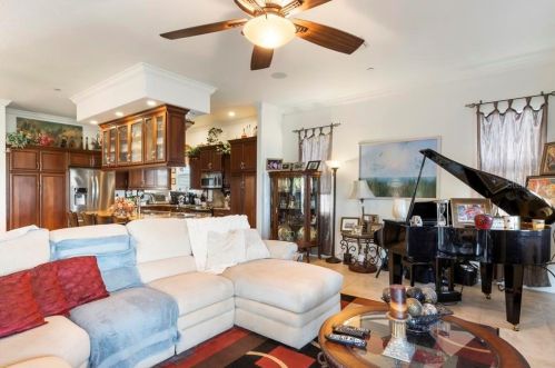 705 Shakett Creek Dr, Nokomis FL  34275-2252 exterior