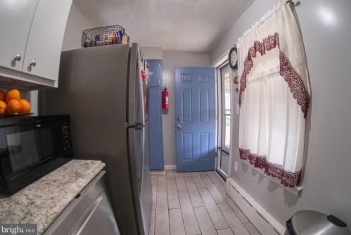 327 Bert Ave, Trenton NJ  08629-2613 exterior