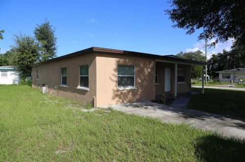 2148 5th St, Winter Haven, FL 33881-1618