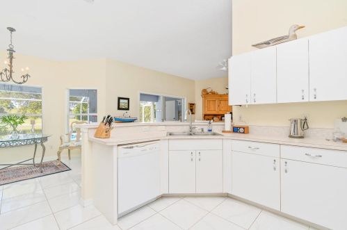 165 36 Ct, Vero Beach FL 32960-4085 exterior