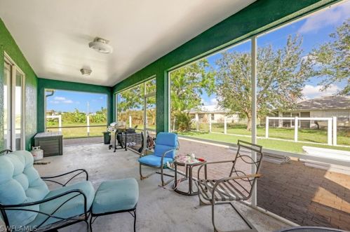 1131 15th St, Cape Coral, FL 33909-1414