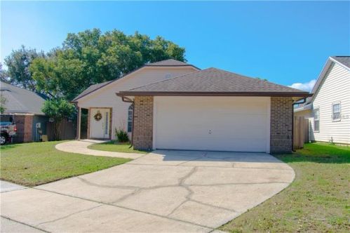 634 Berks Ct, Orlando, FL 32835-5737