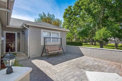 196 Hunter Ct, Palm Harbor, FL 34684-3334