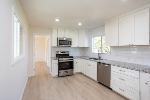 2014 Monticello Ave, Modesto CA  95350-2913 exterior