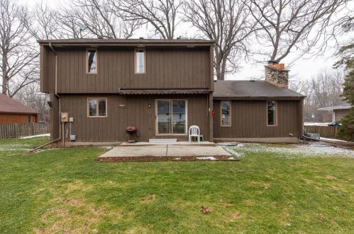 1354 Mayer St, Menasha, WI 54952-1405