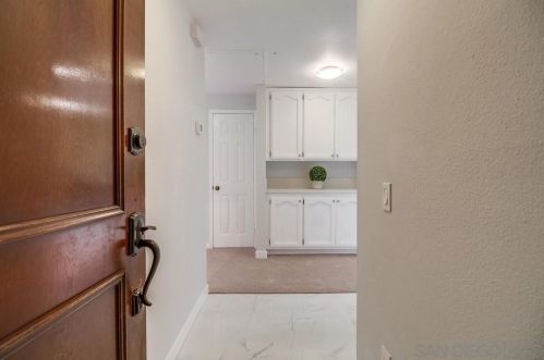 5845 Friars Rd, San Diego, CA 92110-6003