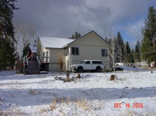 183 Delleker Dr, Portola CA  96122-7034 exterior