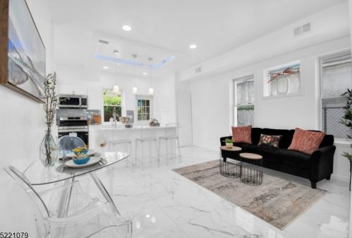 1084 Grove St, Irvington NJ  07111-4123 exterior