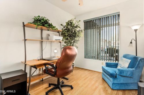 22031 Las Brizas Ln, Sun City AZ 85375-2827 exterior