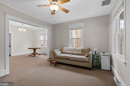 316 Sunset Ave, Ephrata, PA 17522-1944