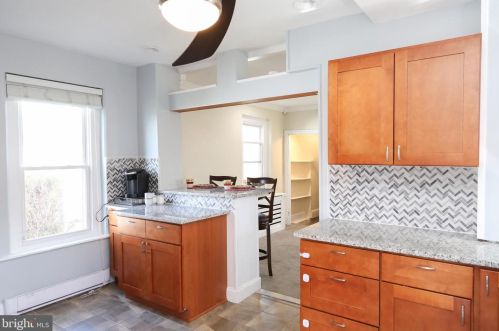 36 Blaine St, Lansdale, PA 19446-3828