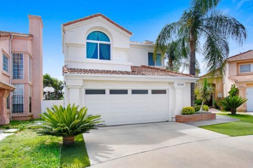 12164 Runnymede St, North Hollywood, CA 91605-3672