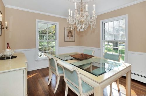 124 Quinn Rd, Briarcliff NY  10510-2133 exterior