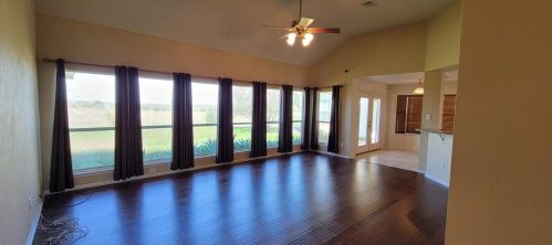 10616 Doyle Rd, Del Valle, TX 78617-5315