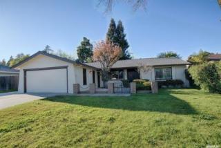 7579 Saint Lukes Way, Sacramento, CA 95823-3436