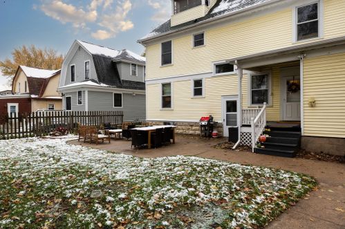 217 15th St, La Crosse WI  54601-4275 exterior