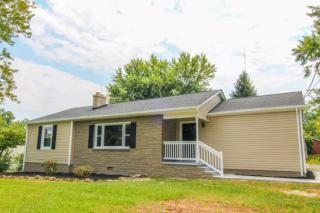 1300 Glen Oaks Dr, Knoxville, TN 37918-1512