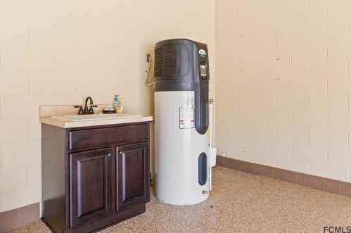 707 Woodbridge Ct, Ormond Beach FL  32174-1032 exterior