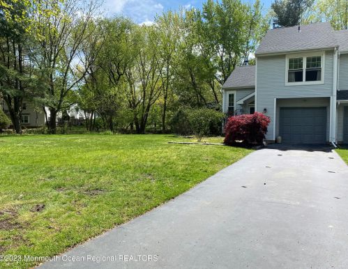 107 Malibu Dr, Tinton Falls, NJ 07724-2548