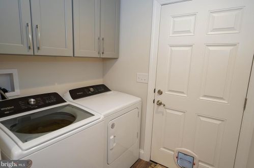 2 Highland Dr, Seaford DE  19973-4827 exterior