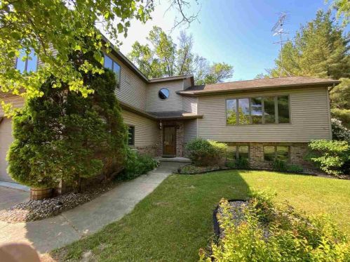 31523 Grotto Ave, Tomah, WI 54660-5152