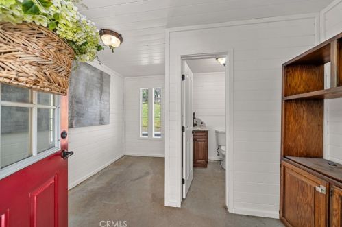 41664 Camino Del Vino, Temecula CA  92592-8439 exterior