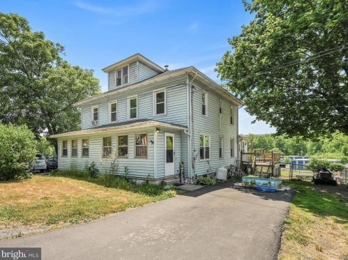 135 Suedberg Rd, Lincoln Colliery, PA 17963-9795