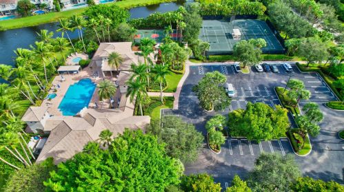 9553 New Waterford Cv, Delray Beach FL  33446-9749 exterior