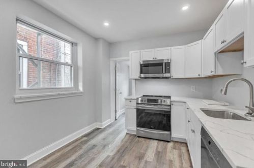 3073 Aramingo Ave, Philadelphia PA 19134-4315 exterior