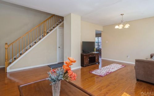 45 Devon Dr, East Brunswick NJ  08816-5329 exterior
