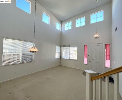 2374 Fieldgate Dr, West Pittsburg, CA 94565-7360