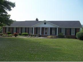 2329 Rivermont Dr, Kingsport, TN 37660-2314