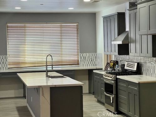 3726 Blackberry Dr, San Bernardino CA  92407-9035 exterior