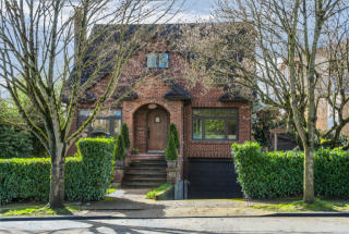 2555 Graham St, Seattle, WA 98108-3125