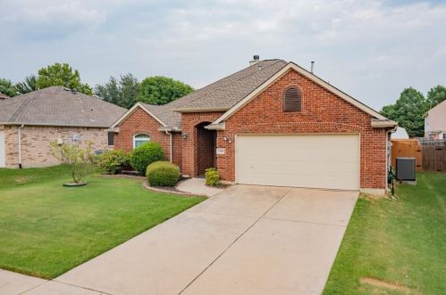 7109 Raintree Way, Denton, TX 76210-3268