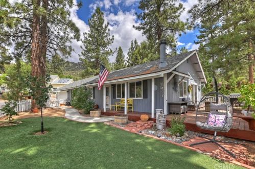 1081 Eagle Mtn Dr, Big Bear City CA  92314-9522 exterior