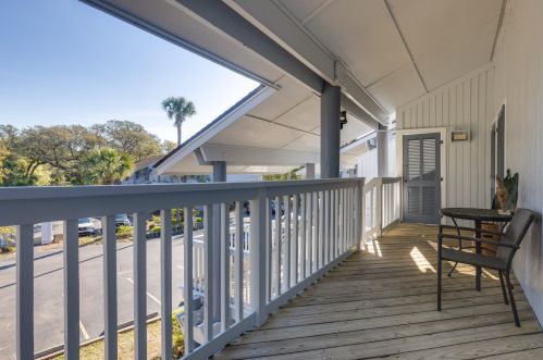 34 Lagoon Villas, Isle Of Palms SC  29451-2843 exterior