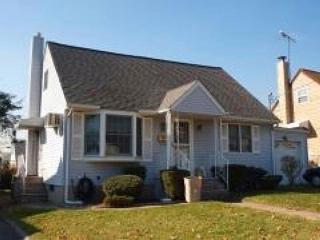 24 Harding Ave, Paterson, NJ 07512-2502