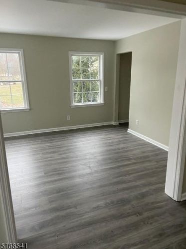 18 Berry Ln, West Milford NJ  07480-3632 exterior