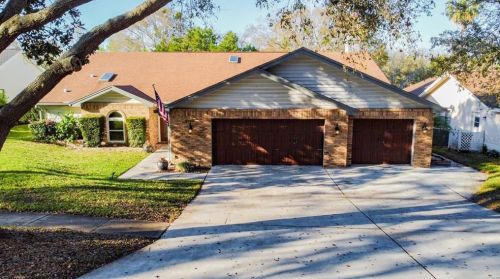 3319 Westcott Dr, Palm Harbor, FL 34684-1635