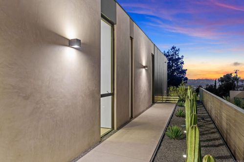 1750 Hanscom Dr, South Pasadena, CA 91030-4006