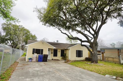 409 Avenue H, South Houston, TX 77587-4606