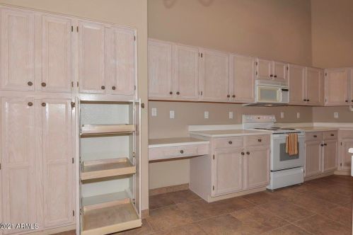 19834 90th Ln, Peoria, AZ 85382-8686