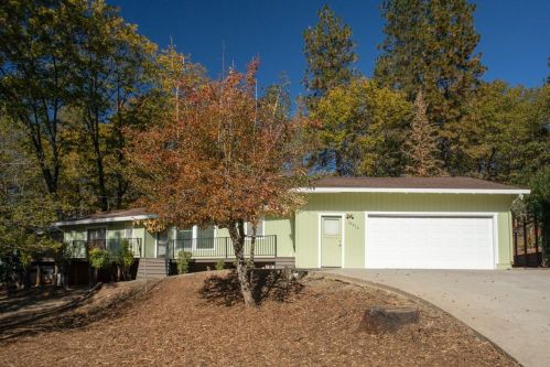 15910 Norlene Way, Grass Valley, CA 95949-6823