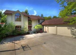 25152 Margot Ct, Cleveland, OH 44122-1367