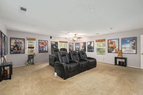 28030 Gibraltar Ln, Santa Clarita CA  91384-4548 exterior