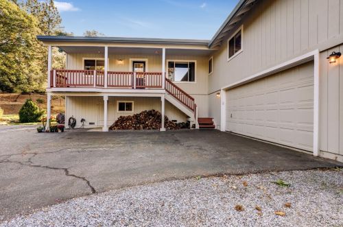 17155 Oscar Dr, Grass Valley CA  95949-7220 exterior